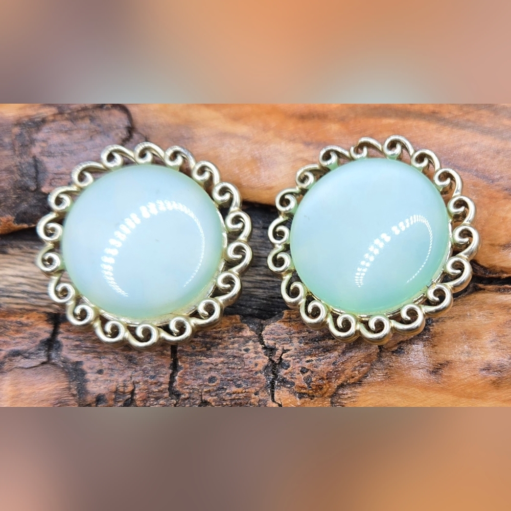 Coro Moon Glow Earrings Sea Green Clip-on Gold Tone Bezel & Backing